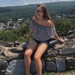 Meet your Posher, Colleen